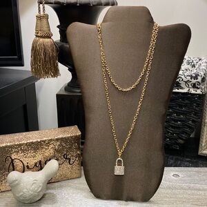 NWT Vera By New York Chic Gold Padlock Pendant Necklace